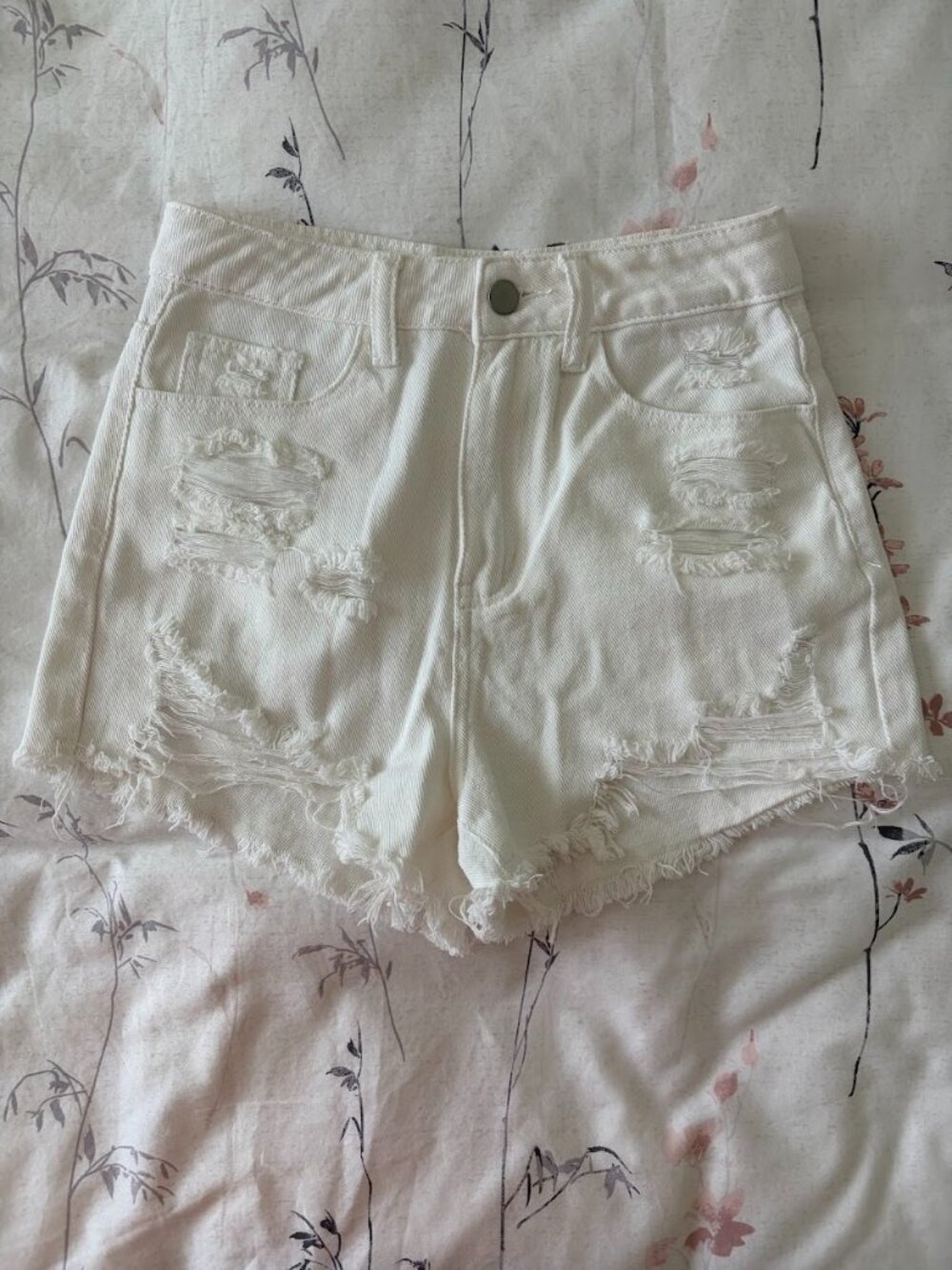 SHEIN Summer Casual White Shorts- US Size 2